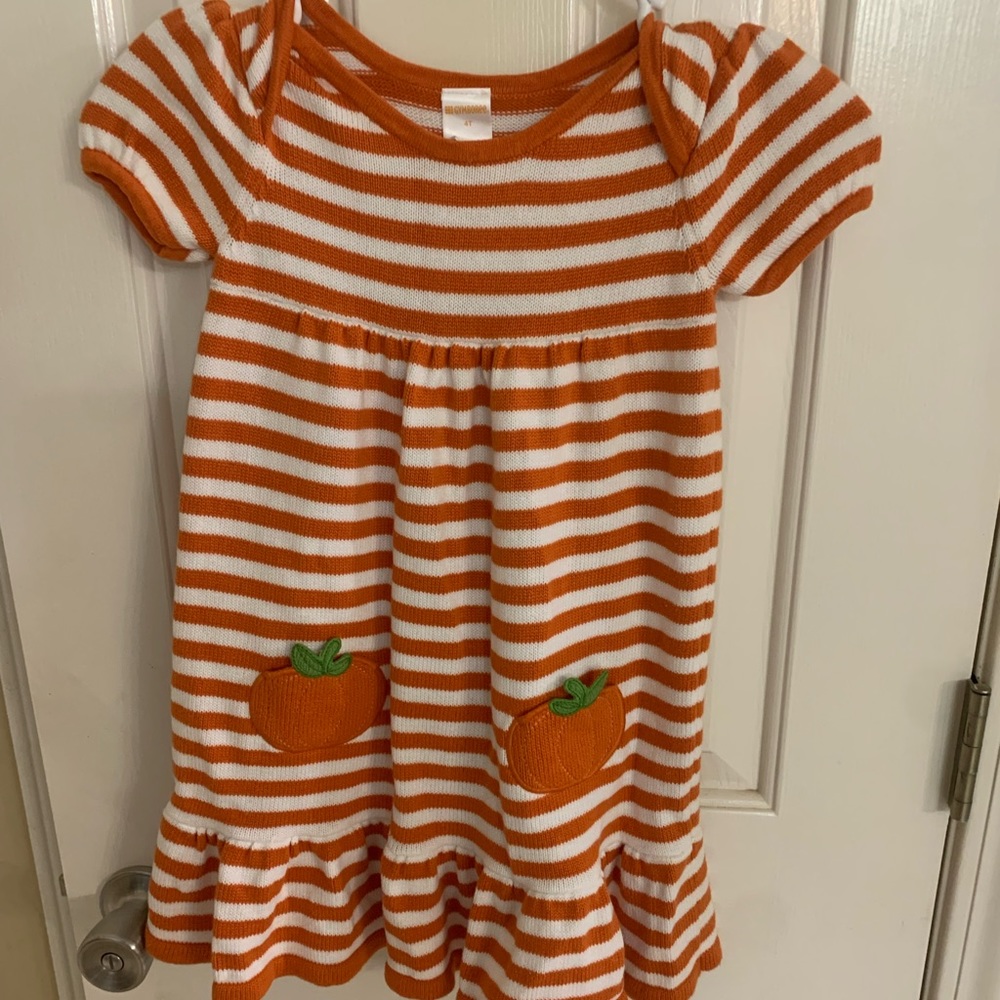Perfect dress for fall!